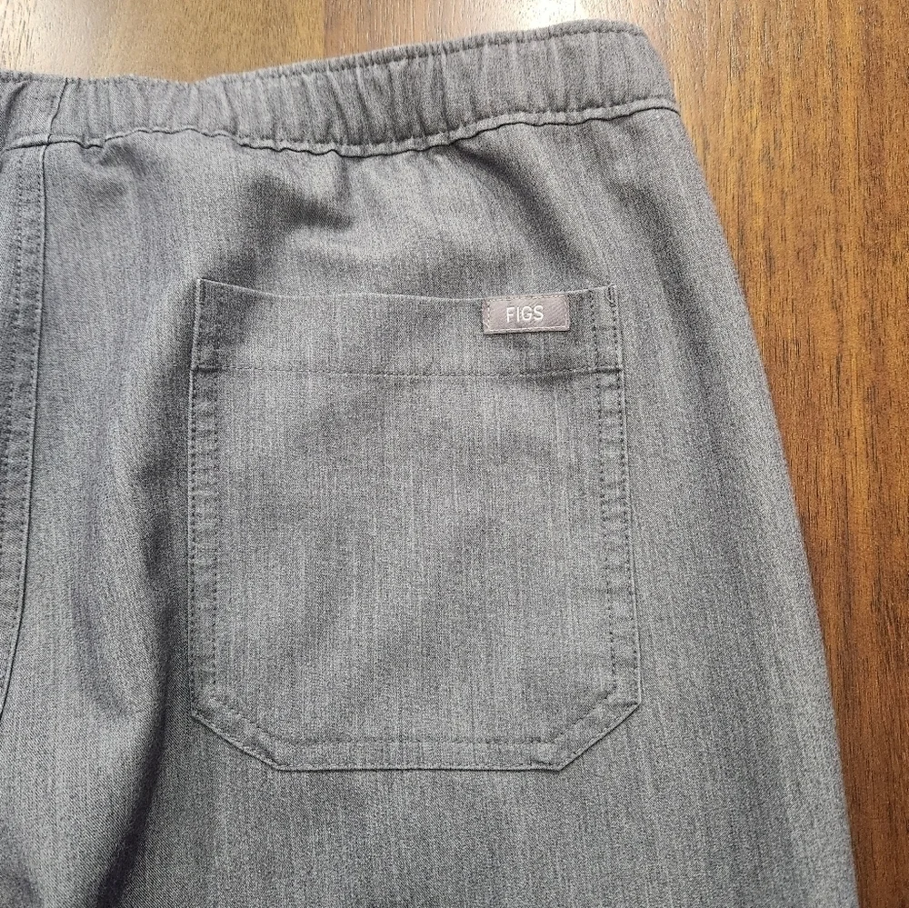 FIGS Men Scrub Cairo Cargo Pants Graphite Size M/S Technical Collection TM3001S